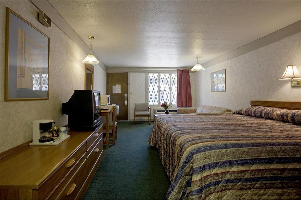 Americas Best Value Inn & Suites St Clairsville Wheeling St. Clairsville Cameră foto